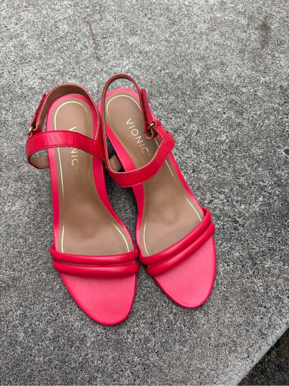 Vionic Women's Bright Red Slingback Sandals